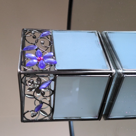 Flower scroll work candle votive holder - Picture 2 of 10